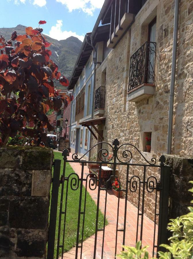 Casa De La Tila Lägenhet Arenas De Cabrales Exteriör bild